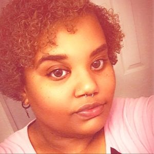 Meet your Posher, Monet